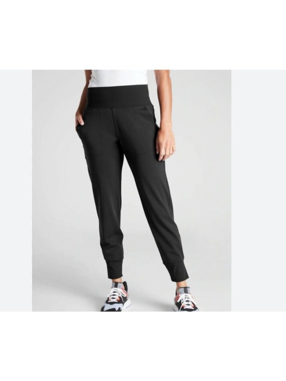 Athleta VENICE MID RISE JOGGER Small Petite Black Pockets Travel Athleisure EUC